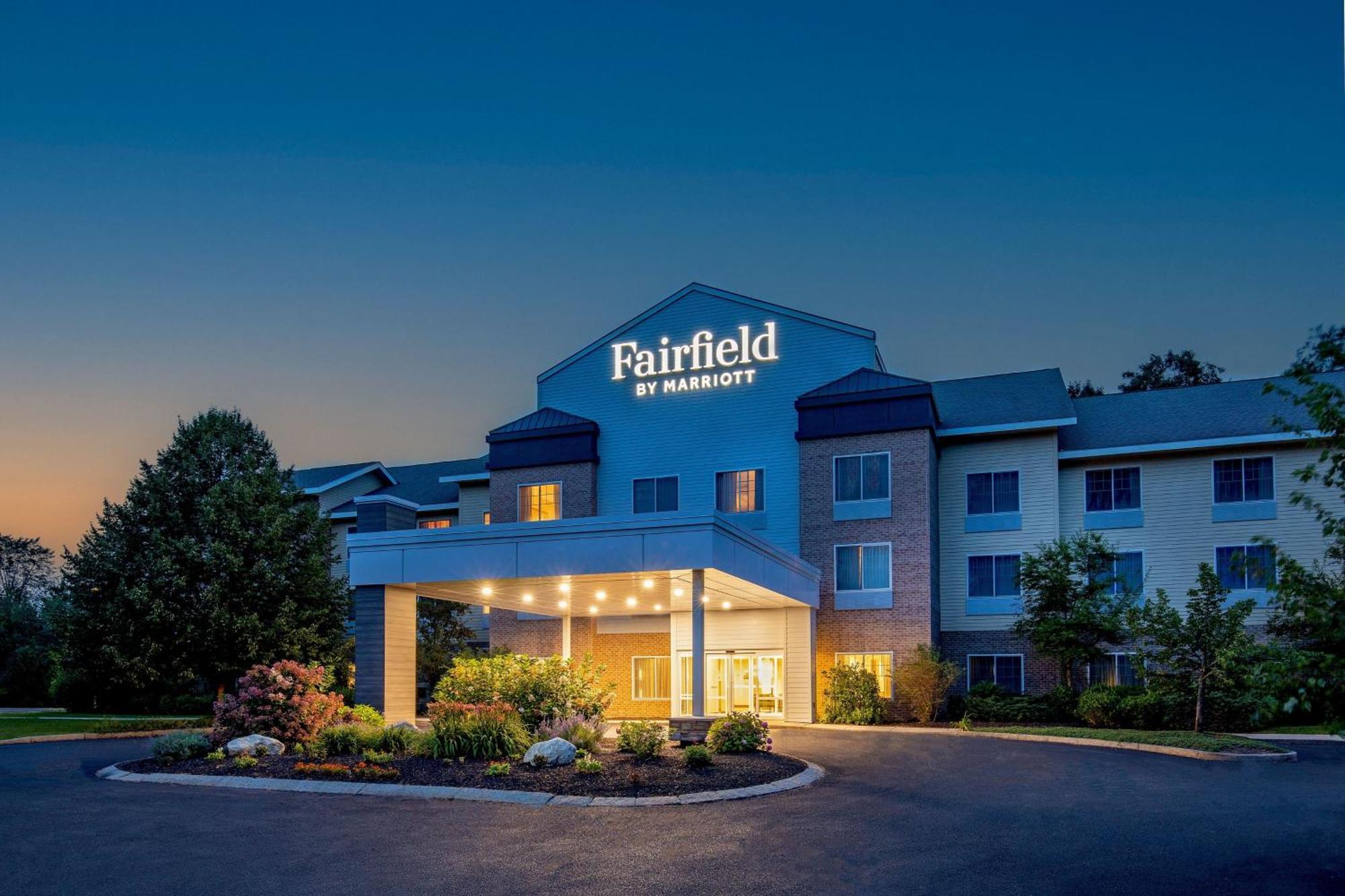 Fairfield Inn & Suites By Marriott Brunswick Freeport Exterior foto